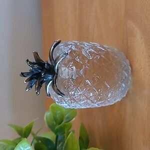 VINTAGE Handmade Faceted Crystal Glass Pineapple Paperweight